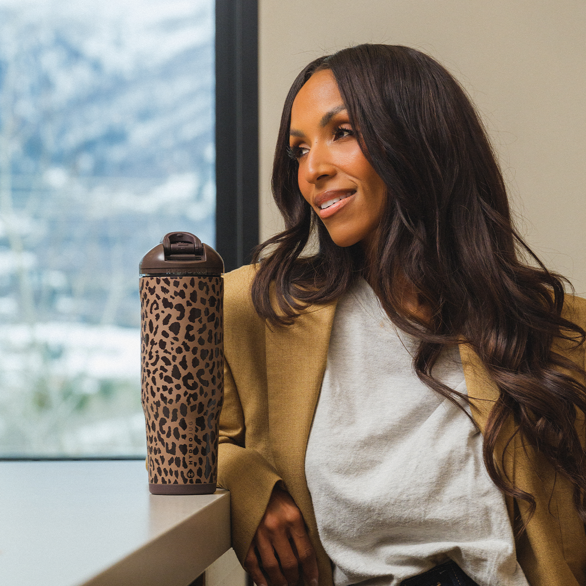 brown-leopard-32oz-946ml-p4 Ease32-BrownLeopard-WPI-8.png