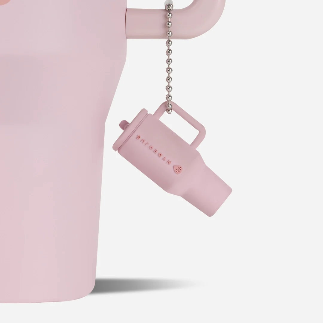 traveler-keychain-t5 Web-TravelerKeychainPhotos-PinkSand2.webp